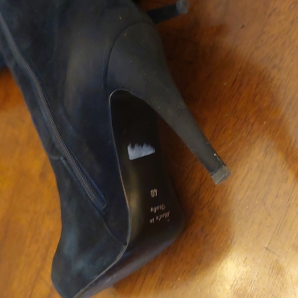 Over-the-knee Black Suede High Heel Boots - Picture 8 of 15